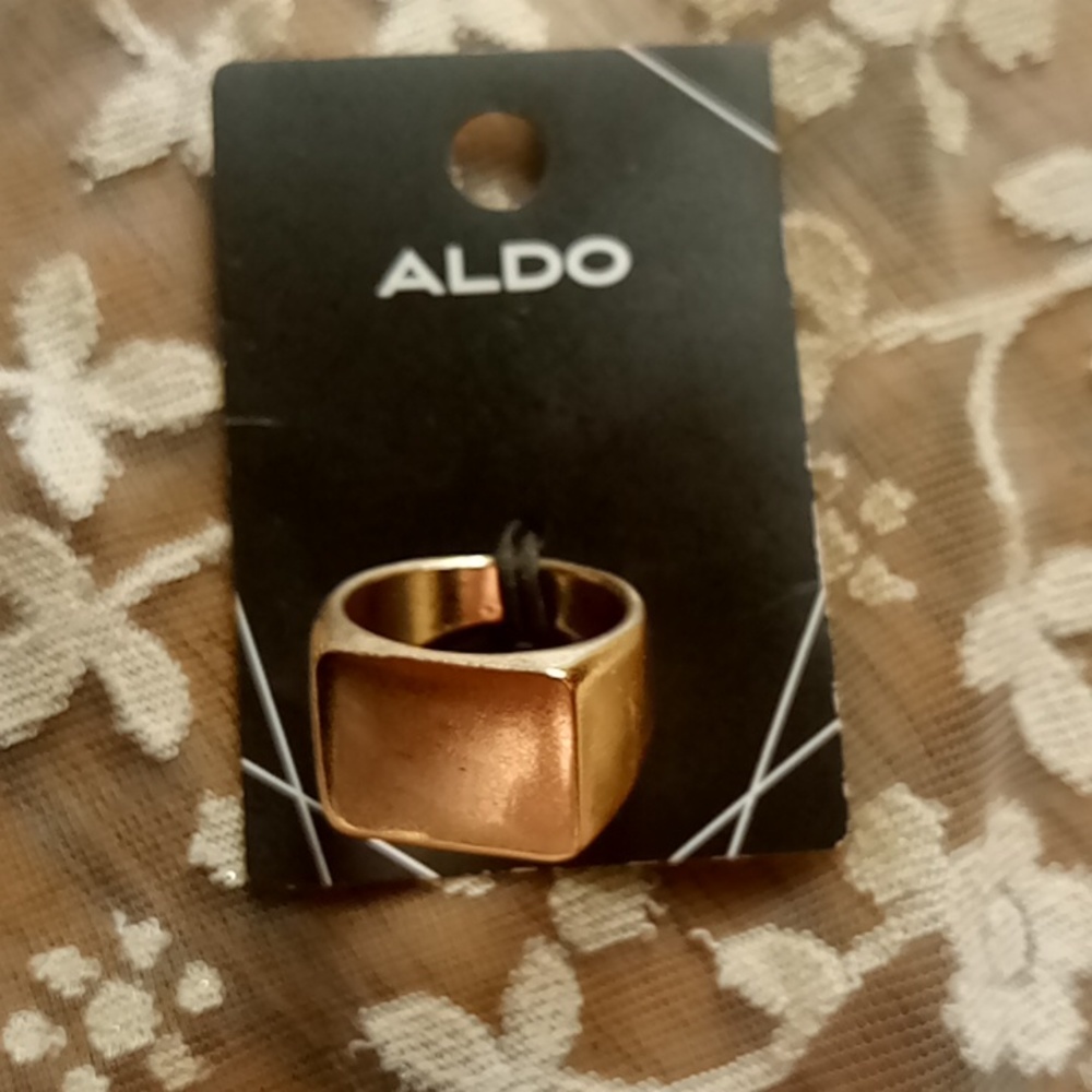 Aldo ring